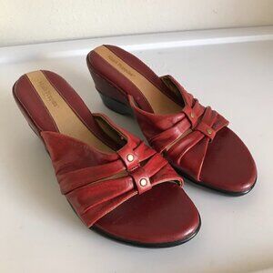 Hush Puppies Open Toe Red Leather Wedge Slides Size 8